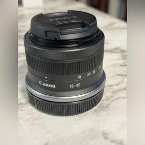 Canon RF-S18-45mm F4.5-6.3 IS STM